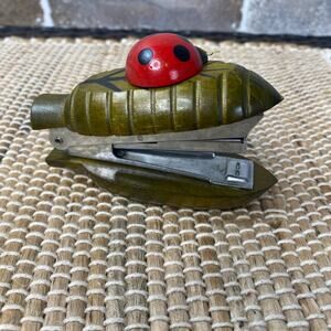 Vintage HERMAN PECKER Novelty Hand Painted Lady Bug Wood Stapler Japan 4"